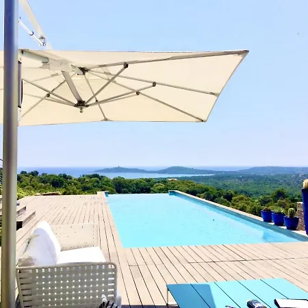 De Luxe Vue Mer Et Piscine *