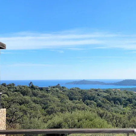 De Luxe Vue Mer Et Piscine Villa