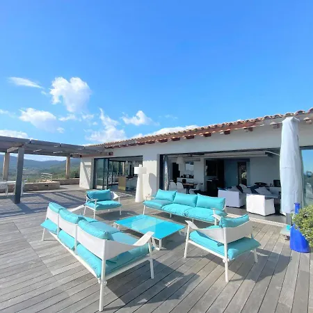 De Luxe Vue Mer Et Piscine Sainte-Lucie de Porto-Vecchio