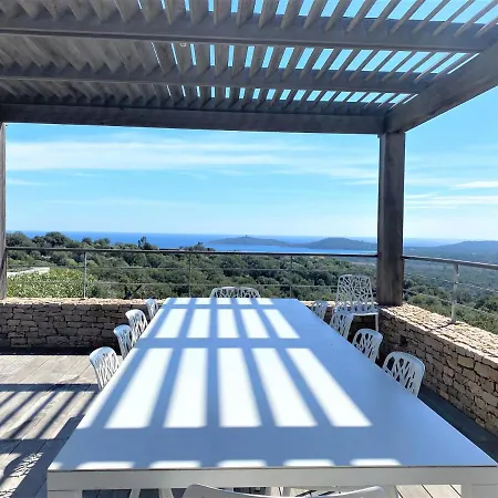 De Luxe Vue Mer Et Piscine Sainte-Lucie de Porto-Vecchio