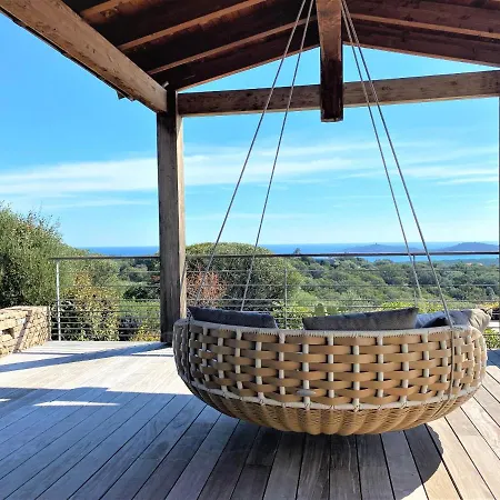 De Luxe Vue Mer Et Piscine *