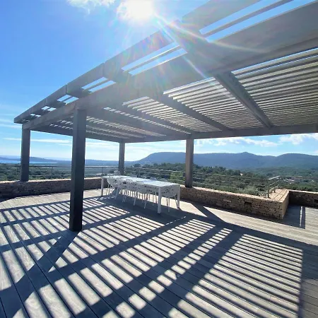 De Luxe Vue Mer Et Piscine Sainte-Lucie de Porto-Vecchio