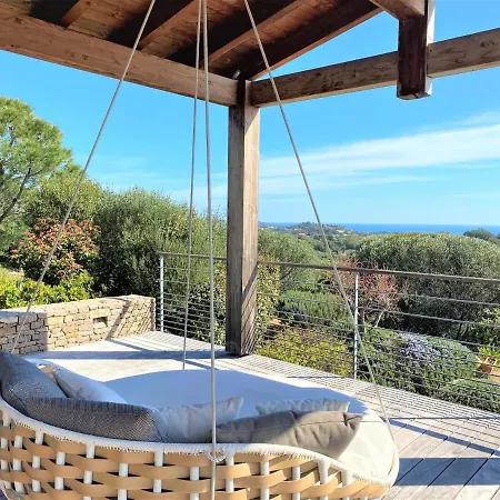 De Luxe Vue Mer Et Piscine *